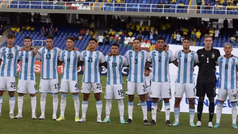 La Selección sub 20 enfrenta a Colombia