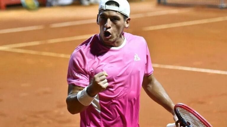 Sebastián Báez pasó a la final del ATP