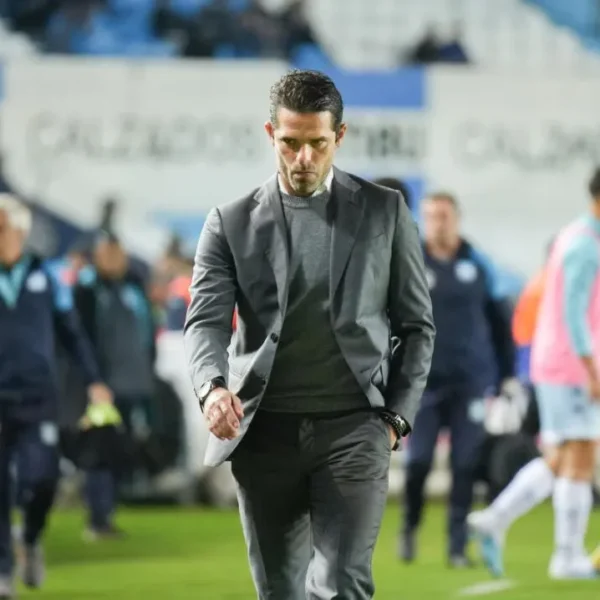Riquelme echó a Gago