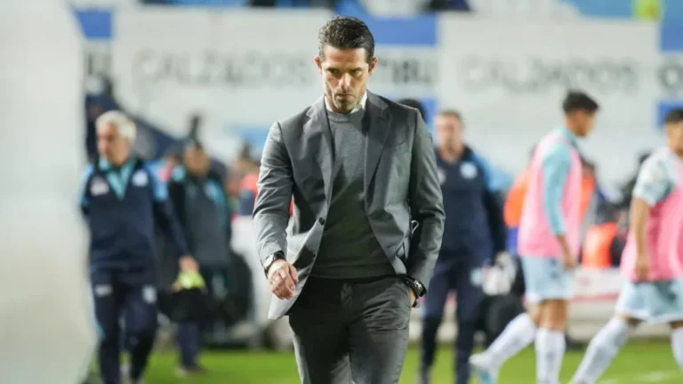 Riquelme echó a Gago