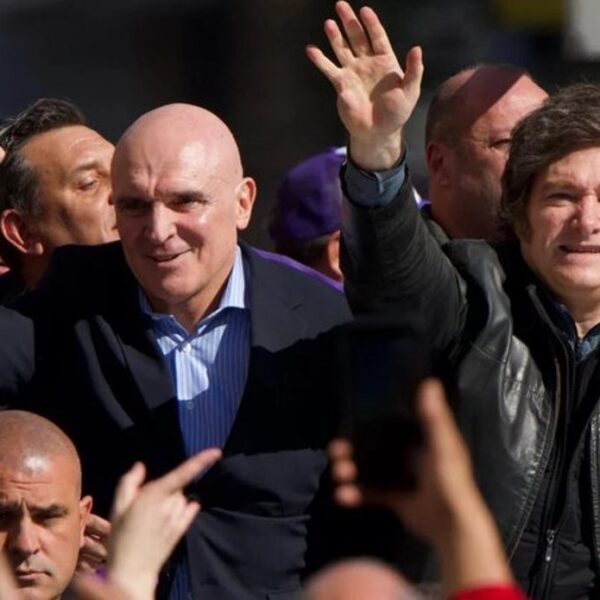 Javier Milei fue evacuado de emergencia en Lomas de Zamora