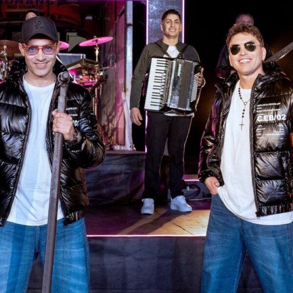 Banda XXI estrena “Serie 25”