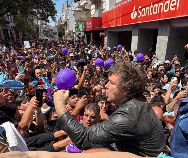 Milei, ante una multitud en Córdoba