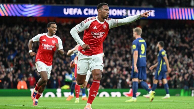 El Arsenal goleó al Atlético de Madrid