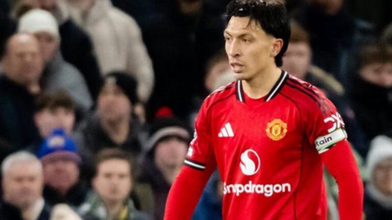 Victoria del Manchester con la titularidad de Lisandro Martínez